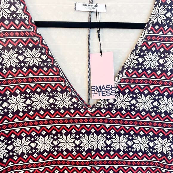 Smash + Tess Red Flair-Friday Romper L | Holiday Nordic Print | NWT - Picture 5 of 7